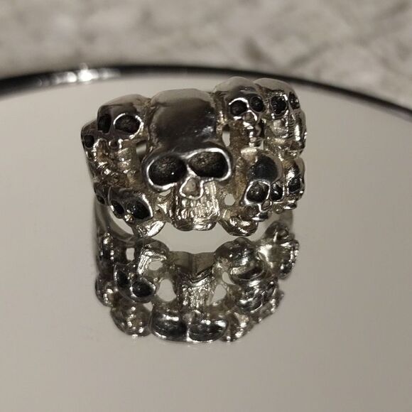 Spikes Stainless Steel "Skulls" Men's Ring - Picture 1 of 5